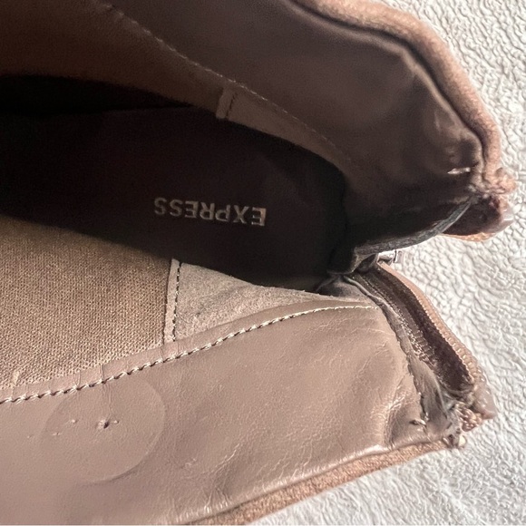 Express Vegan Faux Suede Pointed Toe High Heel Ankle Bootie Boots Sz 10 - Picture 10 of 14